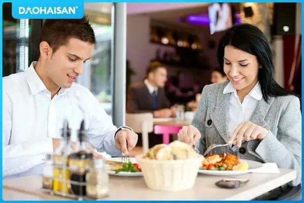 Cá Hồi Hấp Xì Dầu Có Gì Ngon Mà Hot Đến Vậy?