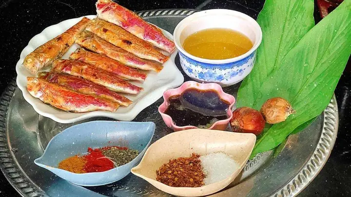 Nguyên liệu làm Cá kho lá nghệ mật mía