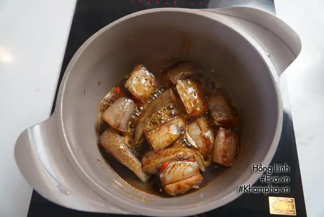 Nếu Ai Đã Từng Một Lần Nếm Thử Món Cá Khoai Kho Keo Thì Chắc Chắn Sẽ Không Thể Quên Được Hương Vị Thơm Ngon Của Món Ăn Này.