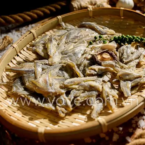 cách nấu cá lòng tong kho tiêu