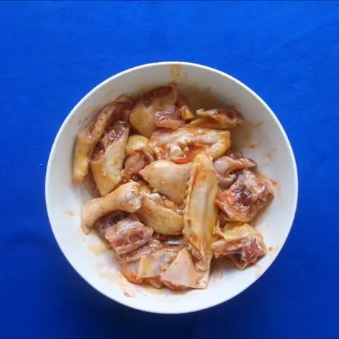 2 cÃ¡ch lÃ m thá»t gÃ  náº¥u cÃ¡ mÃ²i há»p ngon Äáº­m ÄÃ  dá» lÃ m ngay táº¡i nhÃ