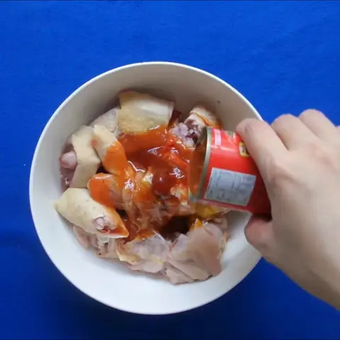 2 cÃ¡ch lÃ m thá»t gÃ  náº¥u cÃ¡ mÃ²i há»p ngon Äáº­m ÄÃ  dá» lÃ m ngay táº¡i nhÃ