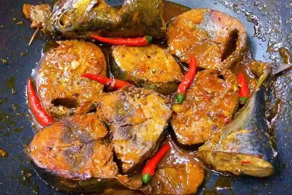 Cách nấu cá ngừ kho đậm đà hương vị, không bị tanh