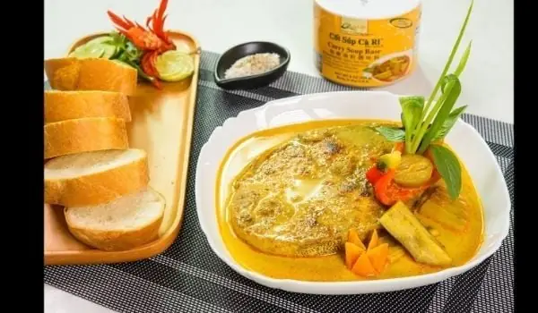 Bước 3: Trang trí và thưởng thức món cà ri cá bớp thơm ngon