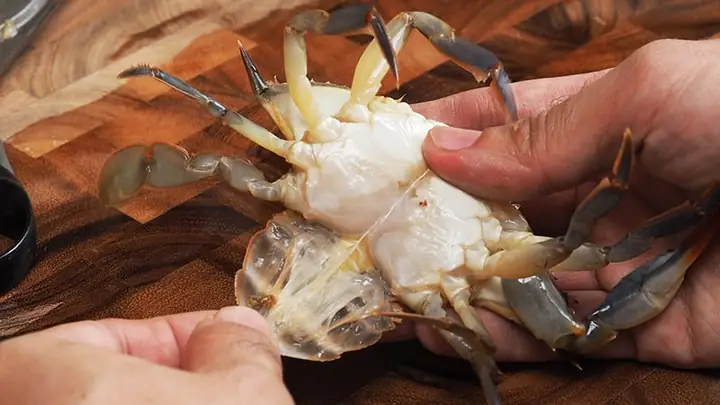 2. Cách Nấu Cà Ri Cua Nước Cốt Dừa Thơm Ngon, Đậm Đà, Lạ Miệng 2. Cách Nấu Cà Ri Cua Nước Cốt Dừa Thơm Ngon, Đậm Đà, Lạ Miệng