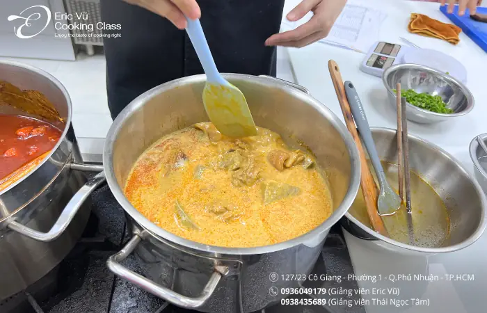 Các Bước Nấu Cà Ri Dê Chuẩn Ấn