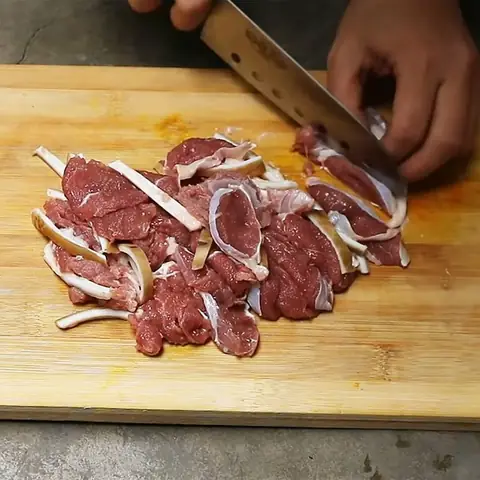 Sơ Chế Thịt Nai