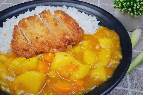 Bước 3: Chiên Thịt