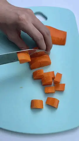 - Bước 1: Sơ Chế Các Nguyên Liệu