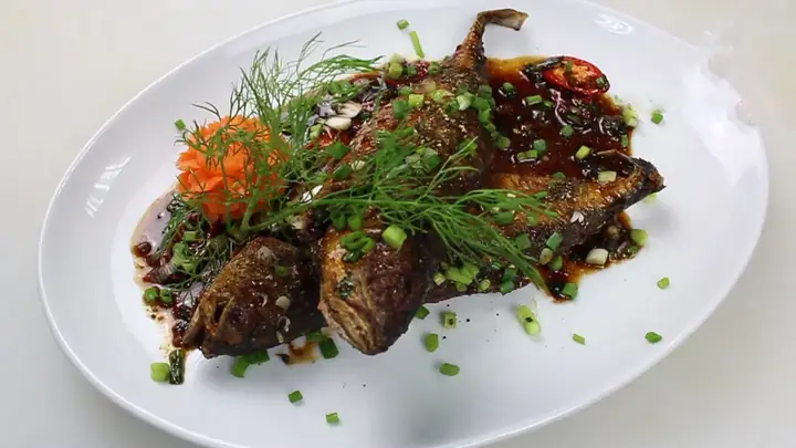 Cá Sòng Kho Tiêu Cá Sòng Kho Tiêu