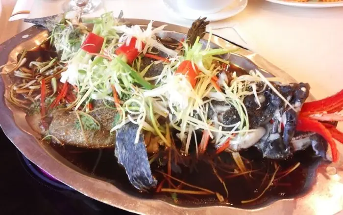 Cách Nấu Cá Tầm Hấp Xì Dầu