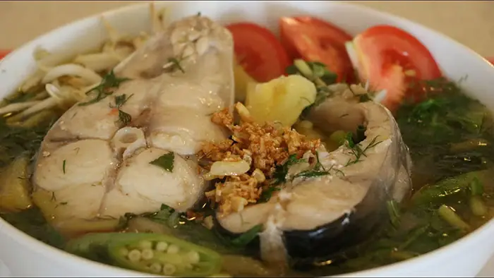 Cá thu một nắng nấu canh chua