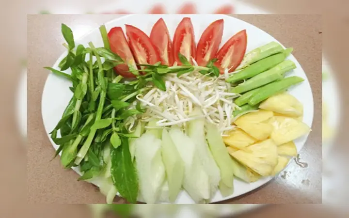 Bước 2: Sơ Chế Nguyên Liệu