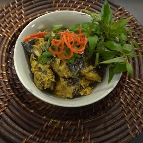 Cách Nấu Cá Trê Om Riềng Mẻ Đậm Đà Chuẩn Vị Bắc Bộ