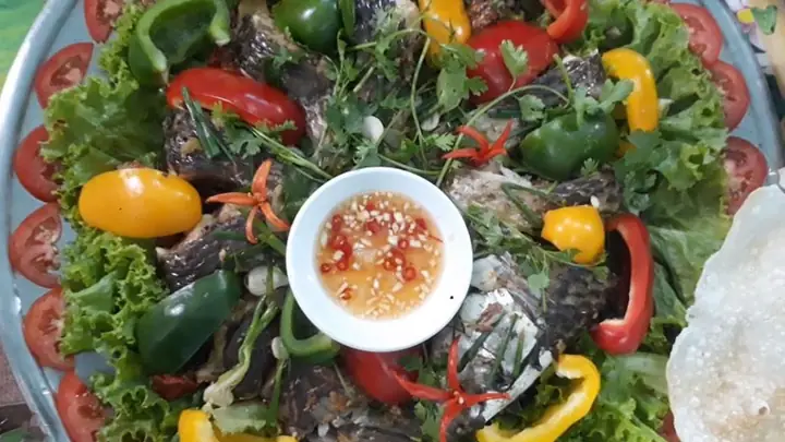 1. Cá Trôi Hấp Bia