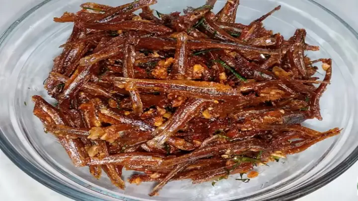 Bạn đã ăn thử cá cơm khô rang bao giờ chưa? Hãy cùng Bách hóa XANH học ngay cách làm món ăn thơm ngon, hấp dẫn và dễ làm này nhé!