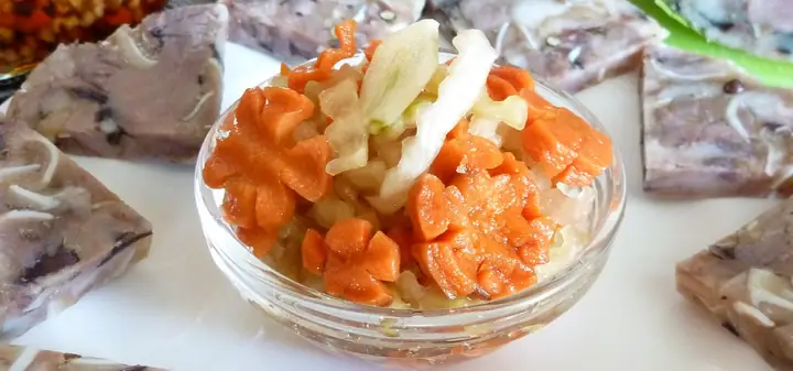 2. Dưa hành 2. Dưa hành