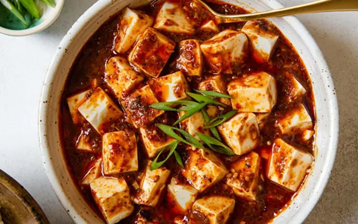 2. Đậu hũ sốt Tứ Xuyên chay 2. Đậu hũ sốt Tứ Xuyên chay