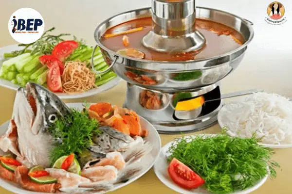 2.4. Lẩu vây cá hồi 2.4. Lẩu vây cá hồi