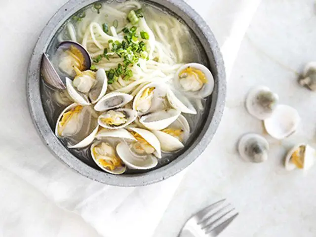 Thỉnh Thoảng Chị Em Hãy Thay Đổi Cách Nấu Các Món Mì Nước Ngon Lại Hấp Dẫn Này Để Cả Nhà Thưởng Thức Cho Bớt Ngán Nhé!