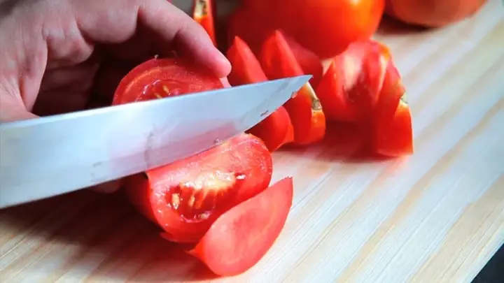 Bước 1: Chuẩn bị lòng trắng trứng