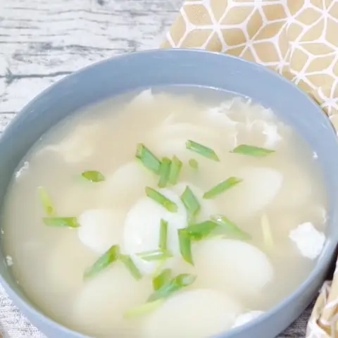 Cách Nấu Canh Bánh Gạo