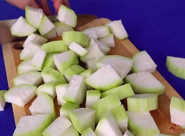 Cách Nấu Canh Bầu Với Trứng Vịt Lộn