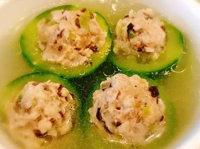 Cách Nấu Canh Bí Ngòi Với Tôm: Món Ngon Thanh Mát Dễ Làm Cách Nấu Canh Bí Ngòi Với Tôm: Món Ngon Thanh Mát Dễ Làm