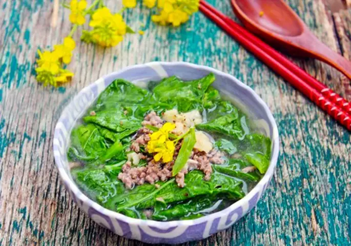 Cách Nấu Canh Cải Xanh Với Thịt Heo