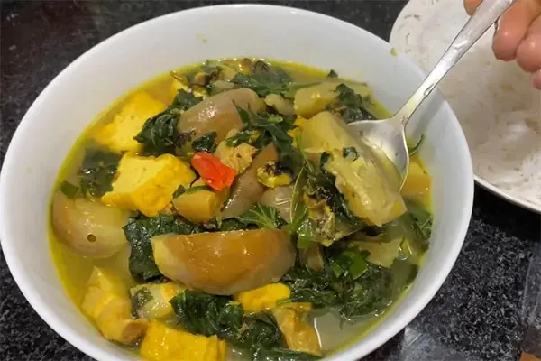 Cách Nấu Canh Cà Tím Ốc Đậu Thơm Bừng