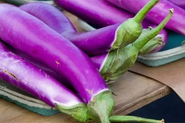 Chuẩn bị nguyên liệu Chuẩn bị nguyên liệu