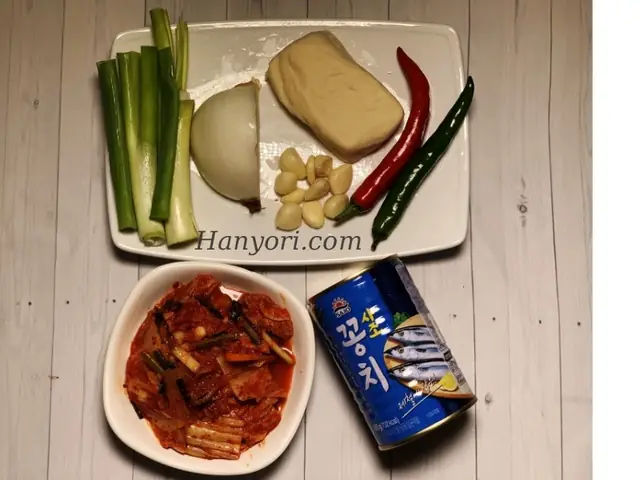 Cách Nấu Canh Kim Chi Cá Hộp Hàn Quốc Chỉ Trong Vòng 15 Phút