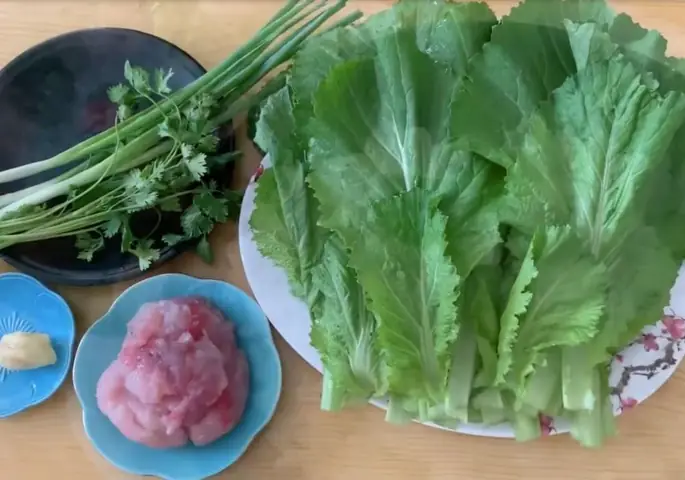 Chuẩn bị nguyên liệu Chuẩn bị nguyên liệu