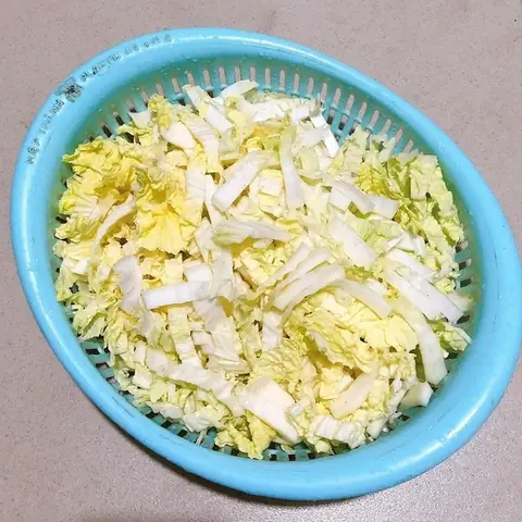 Không muốn tăng cân thì cứ chén bát canh này thay cơm cho bữa tối: Vừa ấm bụng, vừa đủ chất! - Ảnh 3. Không muốn tăng cân thì cứ chén bát canh này thay cơm cho bữa tối: Vừa ấm bụng, vừa đủ chất! - Ảnh 3.