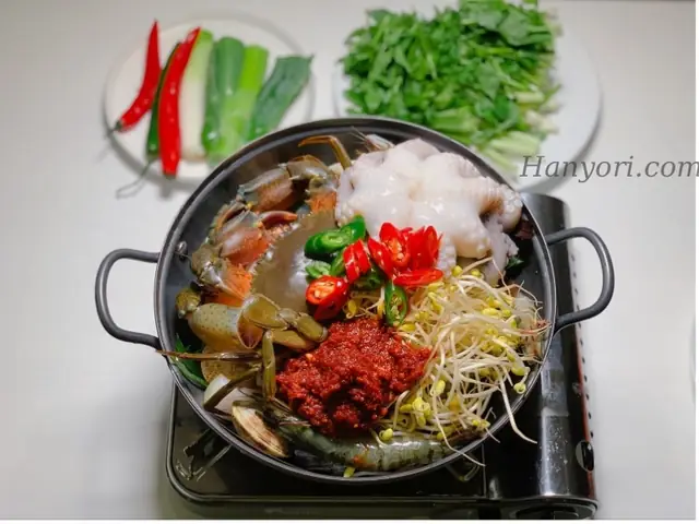 Cách Nấu Canh Hải Sản Hàn Quốc Siêu Ngon Chỉ Trong Vòng 20 Phút