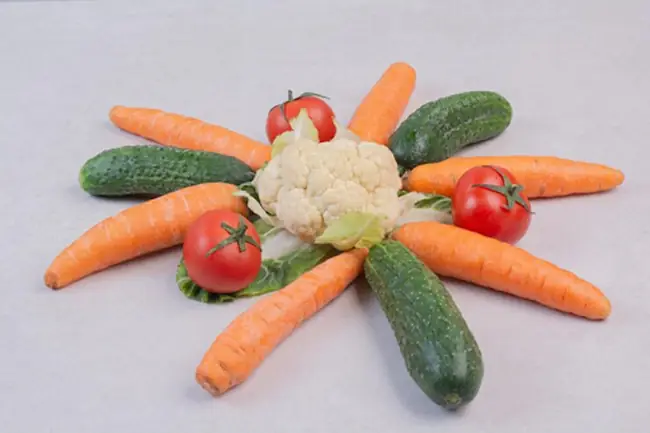 2.3. Canh súp lơ cà rốt