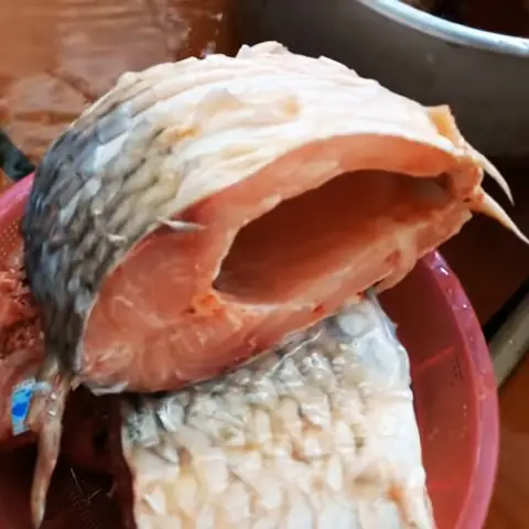 2 cách nấu canh chua cá chép nấu dọc mùng và nấu khế thơm ngon thanh mát