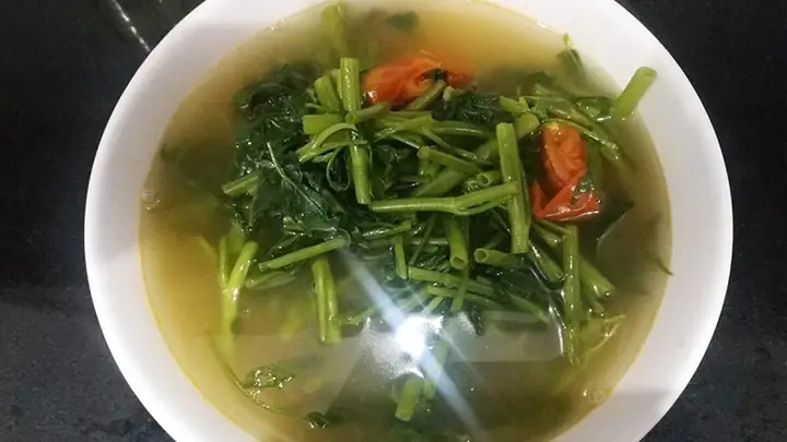 Hướng dẫn cách nấu canh chua rau muống me ngon
