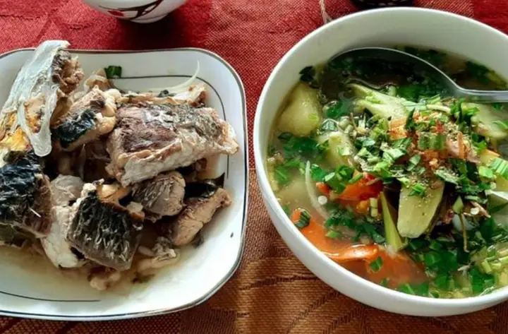 Canh chua cá đối