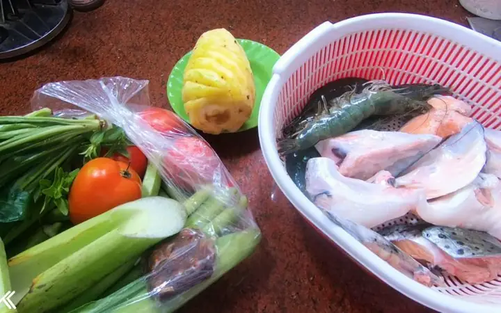 Nguyên Liệu Cần Thiết Nấu Món Canh Cá Hồi Nguyên Liệu Cần Thiết Nấu Món Canh Cá Hồi