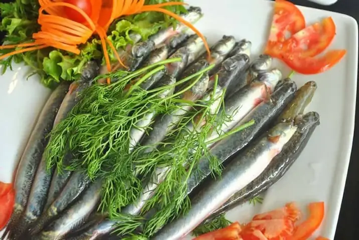 Cách nấu canh chua cá kèo lá giang