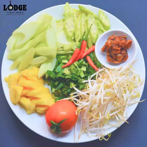 Cách Sơ Chế Nguyên Liệu Để Nấu Canh Chua