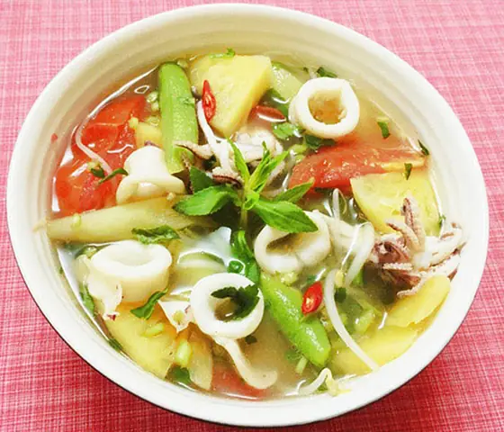 Hướng dẫn làm món canh chua hải sản Hướng dẫn làm món canh chua hải sản