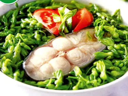 Canh Chua Cá Lăng Bông Thiên Lý