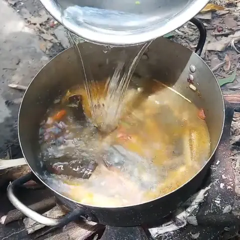 Cách nấu lẩu lươn lá giang thơm ngon, bắt vị cực hấp dẫn Cách nấu lẩu lươn lá giang thơm ngon, bắt vị cực hấp dẫn