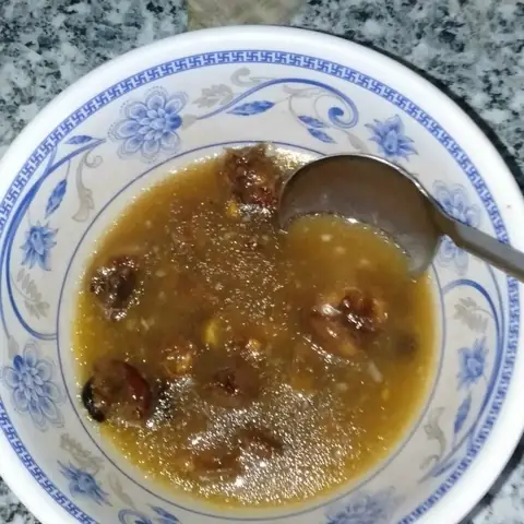 Nấu canh chua lươn