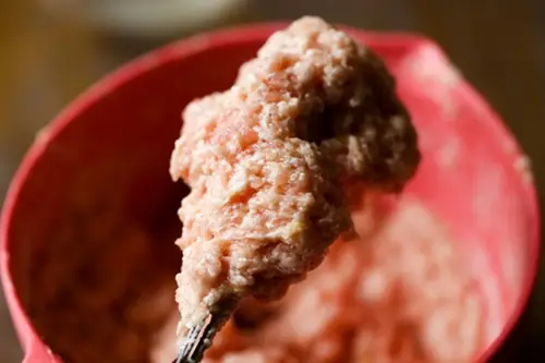 Món canh có vị ngọt thanh, nóng hổi, rất dễ ăn trong những ngày trời lạnh. Món canh có vị ngọt thanh, nóng hổi, rất dễ ăn trong những ngày trời lạnh.