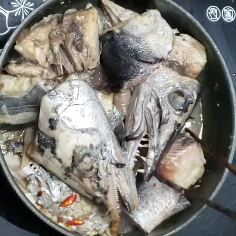 2 Cách Nấu Canh Chua Đầu Cá Thu Đậm Đà, Thơm Ngon, Đơn Giản