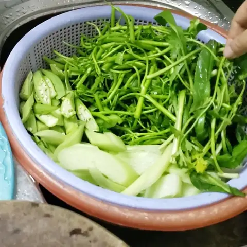 2 Cách Nấu Canh Chua Đầu Cá Thu Đậm Đà, Thơm Ngon, Đơn Giản