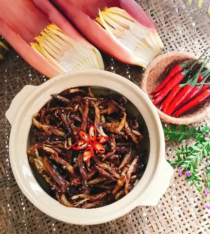 3 cách làm món chay ngon từ hoa chuối cho thực đơn thêm hấp dẫn 3 cách làm món chay ngon từ hoa chuối cho thực đơn thêm hấp dẫn